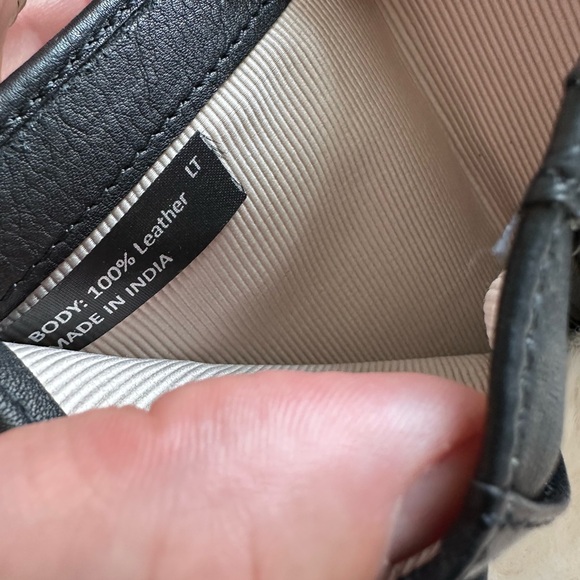 Margot NY Black Leather Wallet - Picture 4 of 10